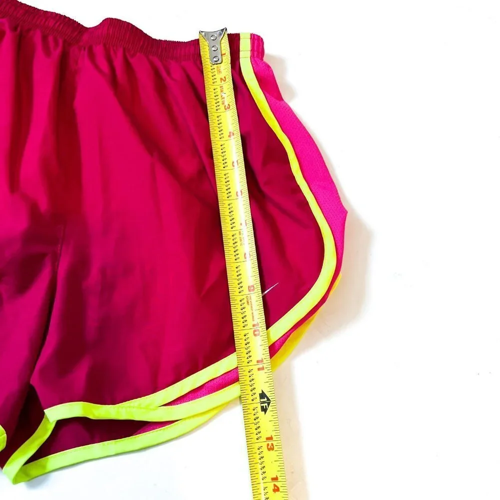 Nike Womens Pink Dri-Fit Tempo Athletic Lightweight Breathable Running Shorts S